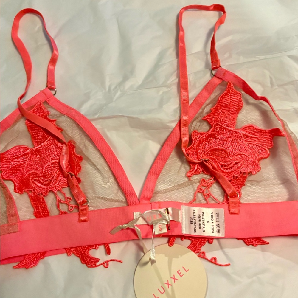 Luxxel Pink Coral Sexy Delicate  Lace Bralette Bra NEW Small